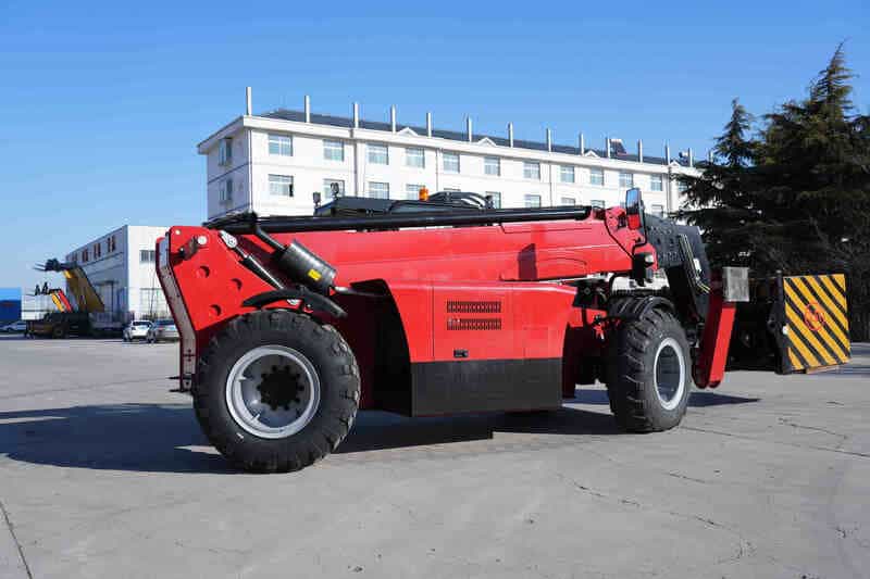 T1850 Telehandler - Side Rear View