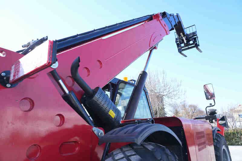 T1850 Telehandler - Rear Angle