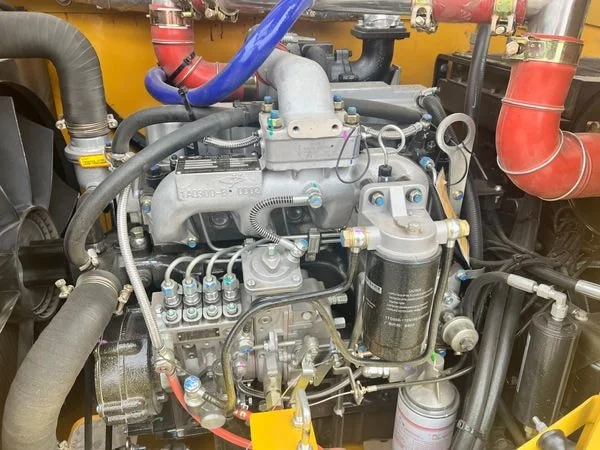 Telehandler maintenance and serviceability