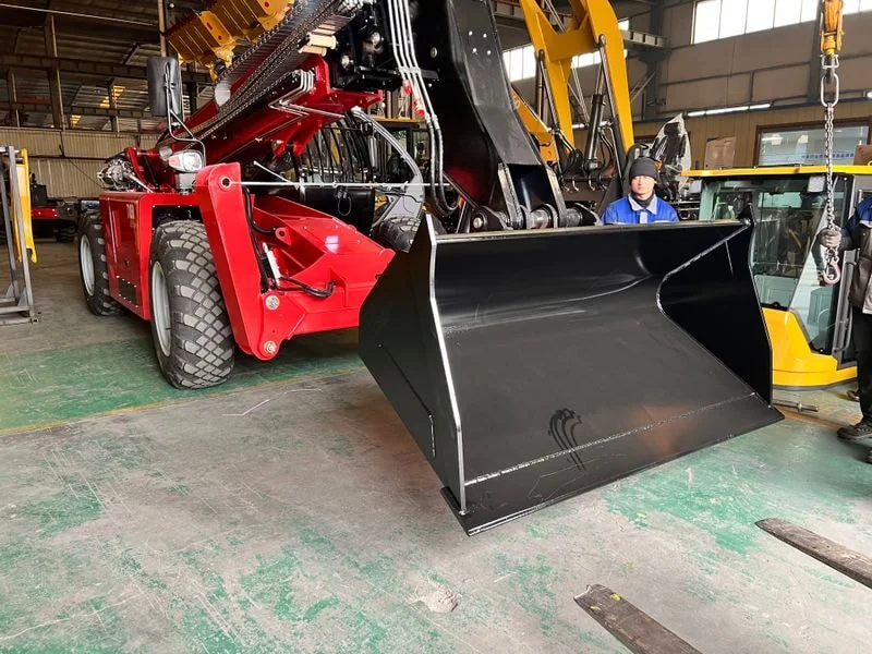 Telehandler loading preparation before container entry